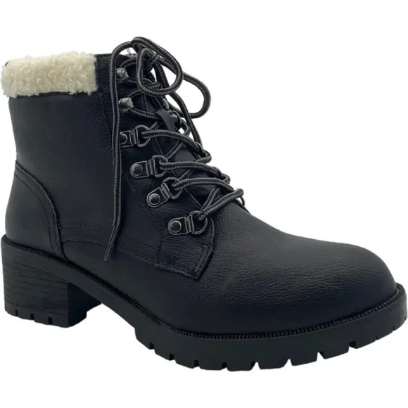 Khombu | Shoes | Khombu Faux Fur Boots Waterproof Memory  display picture 1